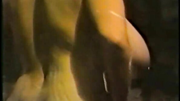 ટીન ડ્રીમ્સ ખાતે ક્રિસી વી - સરસ સોનેરી ટીન તેની ચુસ્ત ચૂત પર આંગળી નાખી રહી છે સેકસી વીડીયો ફુલ