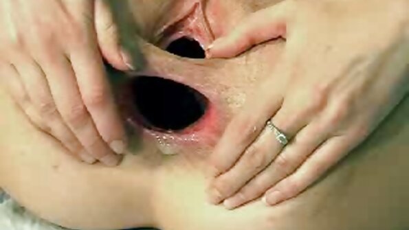 ટીન ડ્રીમ્સ ખાતે બ્રિજેટ - અદભૂત સોનેરી તેના સંપૂર્ણ શરીરને બતાવે ફુલ એચ ડી સેકસી વીડિયો છે